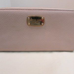 Michael Kors Pinky Beige Pebble Leather 3/4 Zipper Wallet